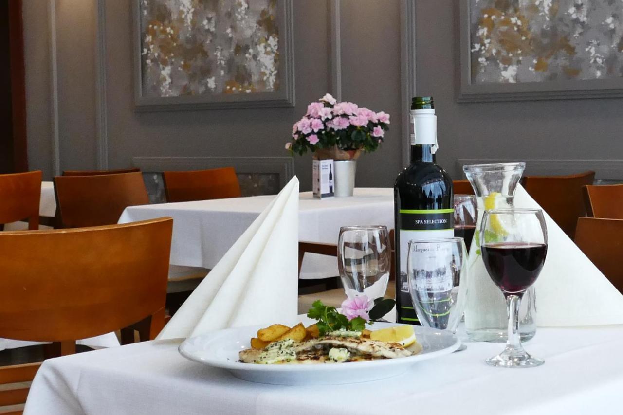 Hotel Termy Palacowe Nałęczów 외부 사진