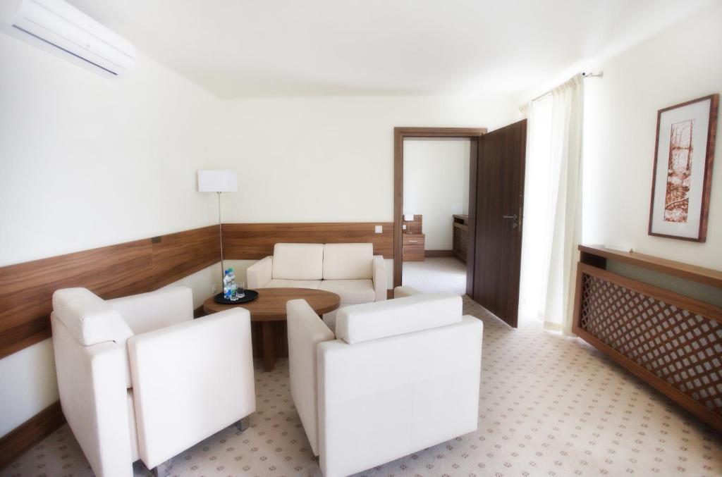 Hotel Termy Palacowe Nałęczów 객실 사진